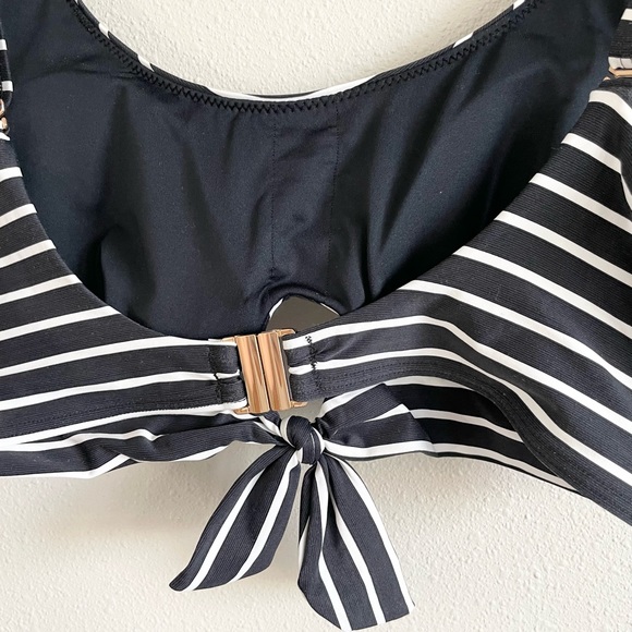 Sea Level Tie Front Bikini Top Size 10 - Picture 8 of 11